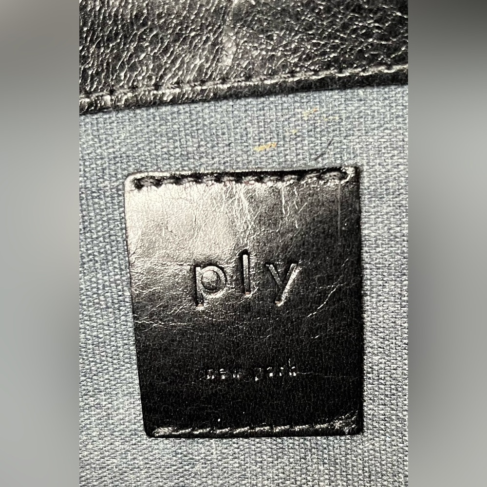 PLY New York Black Leather Clutch Wristlet - Picture 8 of 9